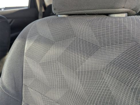 Used 2014 Nissan Rogue SV w/ SV Premium Package image 16