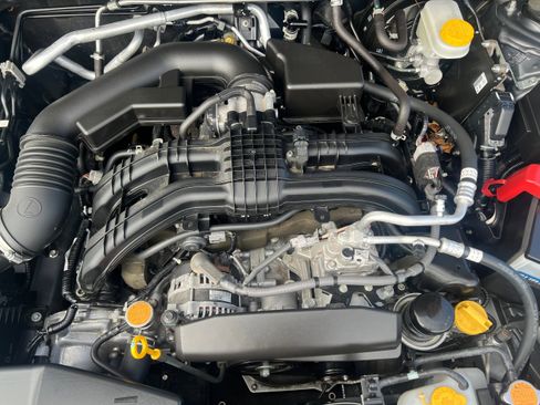 Certified 2022 Subaru Crosstrek 2.0i Premium w/ Moonroof Package image 10