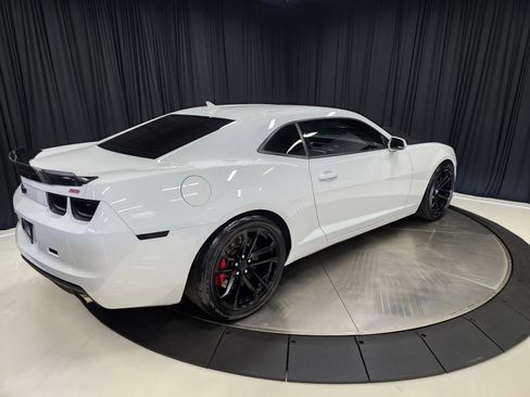 Used 2013 Chevrolet Camaro SS w/ SS Performance Package image 11