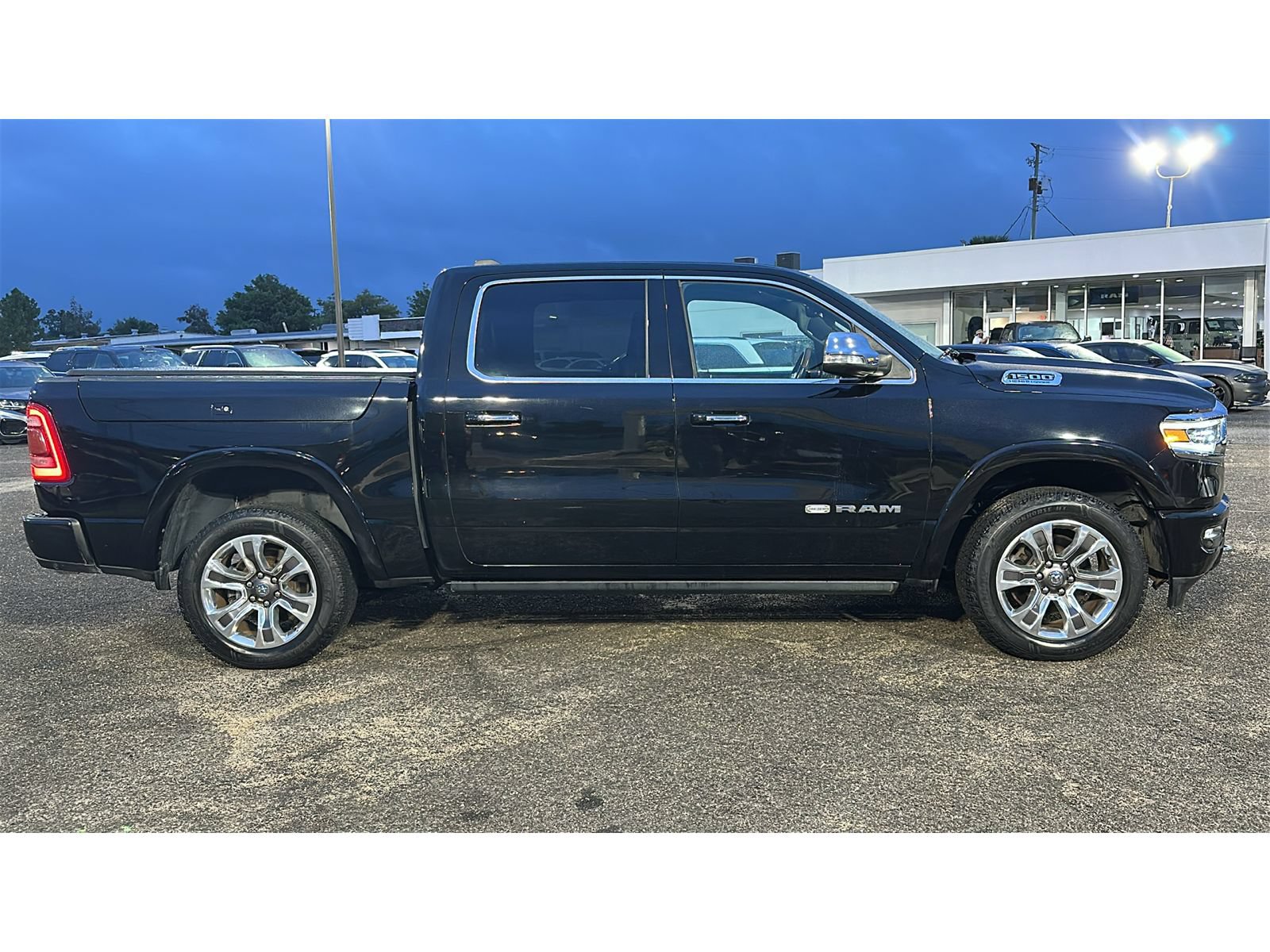 Used 2021 RAM 1500 Limited AWD/4WD image 7