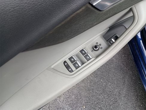 Used 2020 Audi A4 2.0T Premium w/ Convenience Package image 19