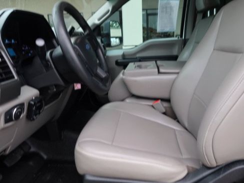 Used 2019 Ford F250 2WD Regular Cab Super Duty image 8