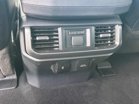 Used 2023 Ford F150 Lariat w/ Equipment Group 502A High AWD/4WD image 20