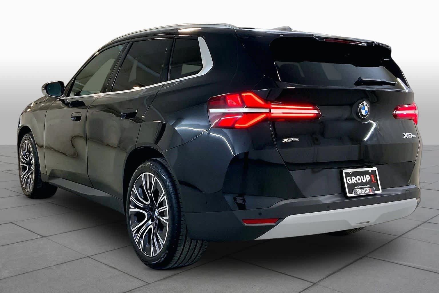 Used 2026 BMW X3 xDrive30i w/ Convenience Package AWD/4WD image 11