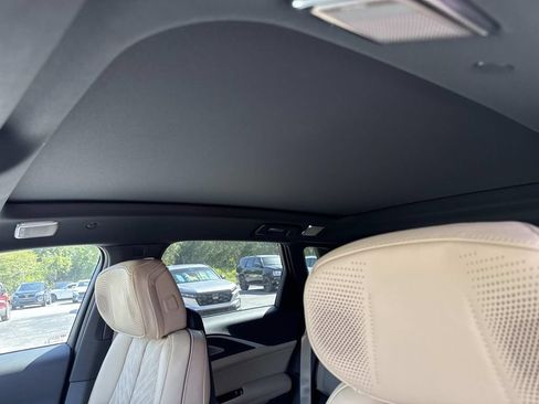 New 2026 Cadillac Lyriq Signature Luxury w/ Nappa Leather Package AWD/4WD image 32