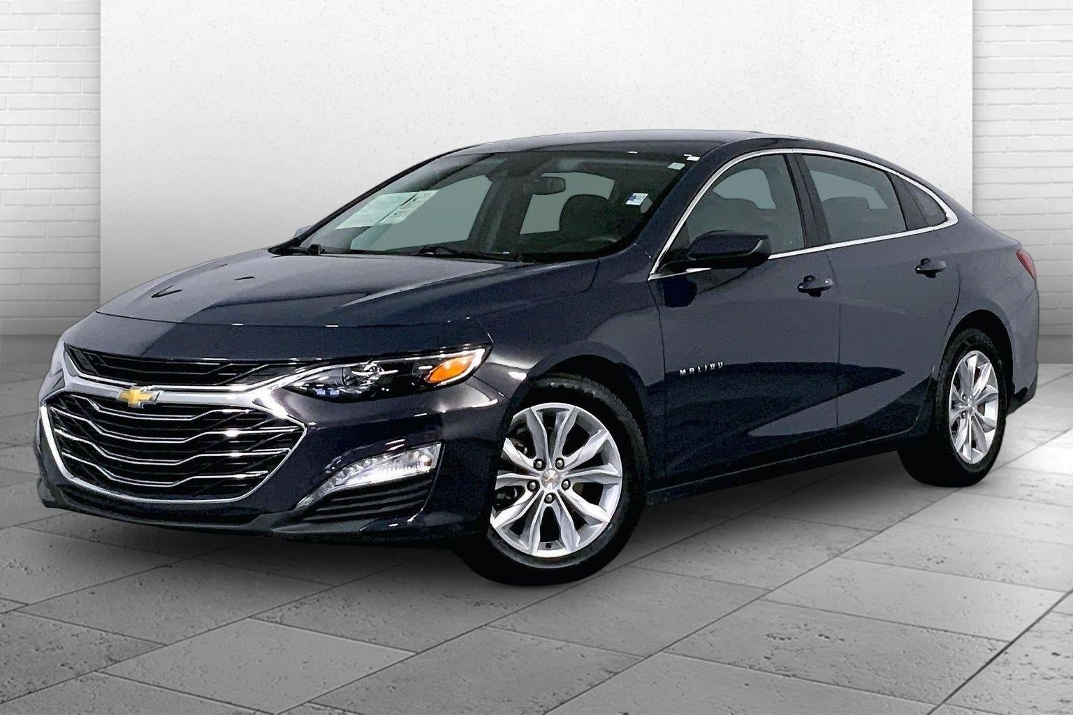 Used 2025 Chevrolet Malibu LT FWD image 12
