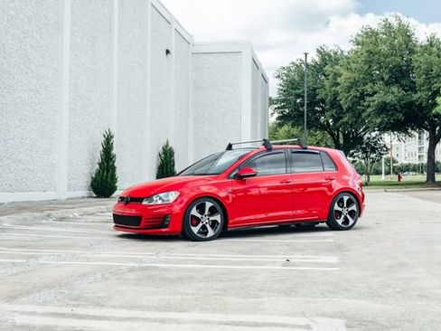 Used 2015 Volkswagen GTI S FWD image 54
