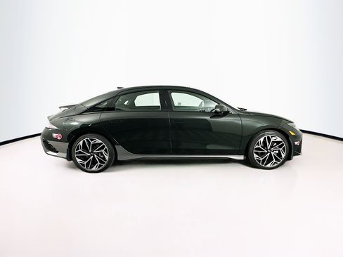 Used 2023 Hyundai Ioniq 6 Limited image 10