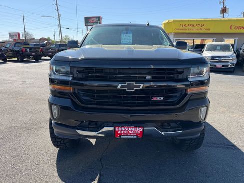 Used 2018 Chevrolet Silverado 1500 LT w/ Texas Edition image 22