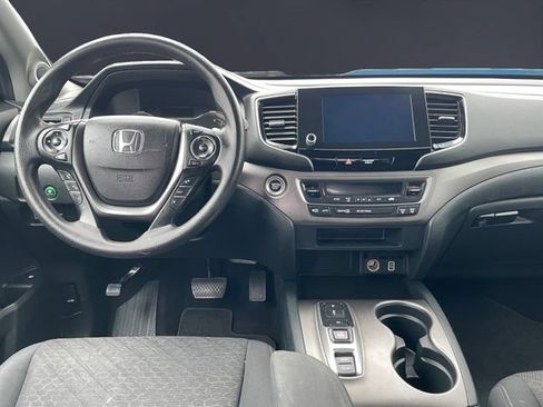 Used 2023 Honda Ridgeline Sport image 10