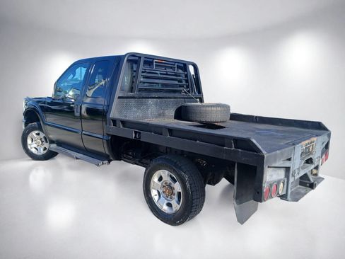 Used 2015 Ford F250 XLT w/ XLT Interior Package AWD/4WD image 6