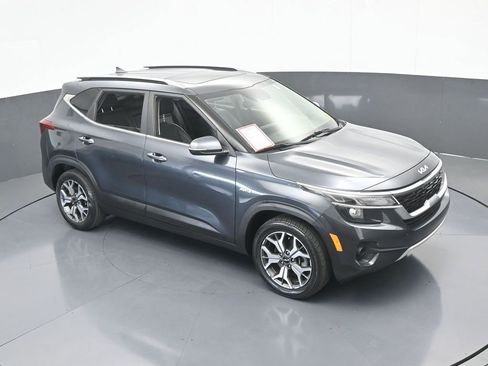 Used 2022 Kia Seltos EX image 57