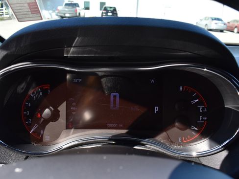 Used 2016 Dodge Durango Limited w/ Nav & Power Liftgate Group image 17