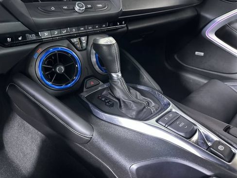 Used 2017 Chevrolet Camaro SS RWD image 16