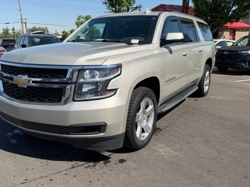 Used 2016 Chevrolet Suburban LT AWD/4WD image 7