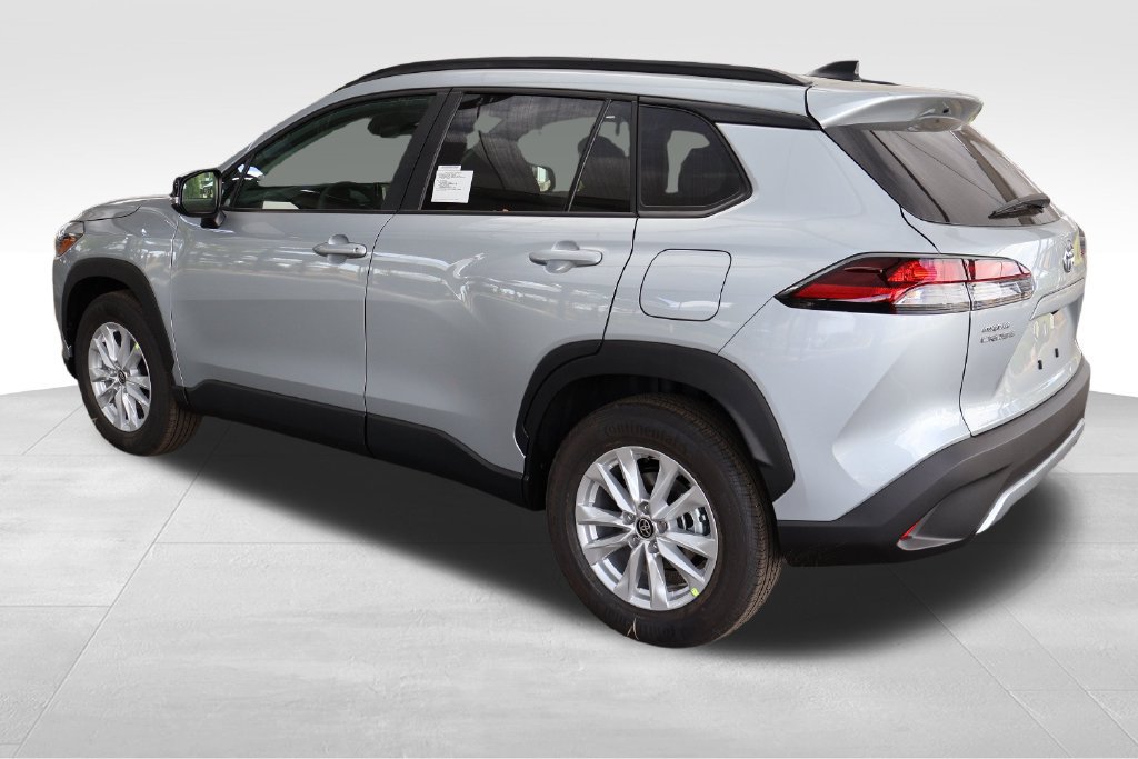 New 2026 Toyota Corolla Cross LE AWD/4WD image 12