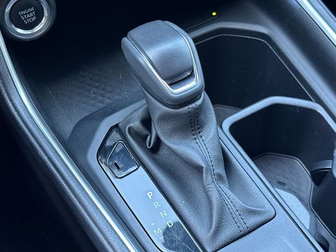 Certified 2025 Toyota Grand Highlander FWD image 22