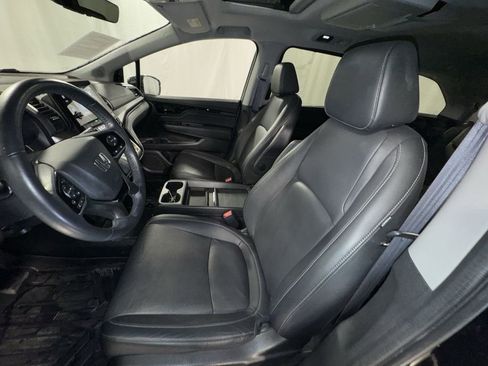 Used 2022 Honda Odyssey Touring image 11