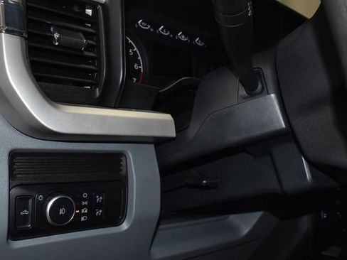 Used 2024 Ford F250 XLT image 25