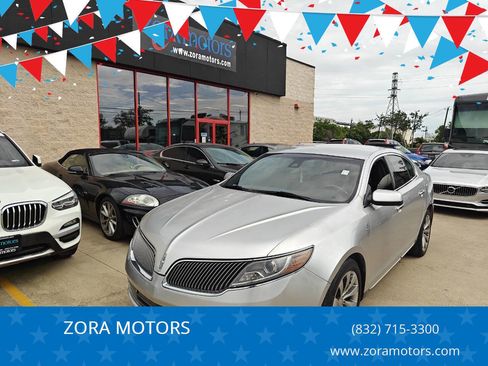Used 2013 Lincoln MKS FWD image 1