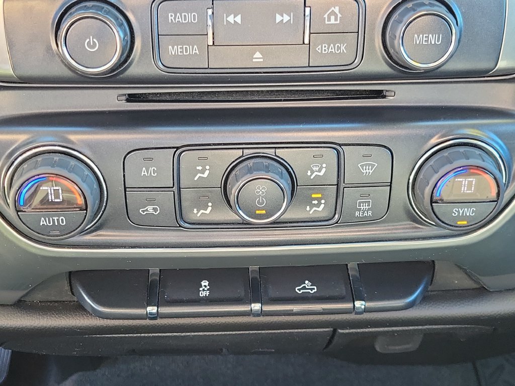 Used 2018 Chevrolet Silverado 1500 LT w/ All Star Edition AWD/4WD image 29