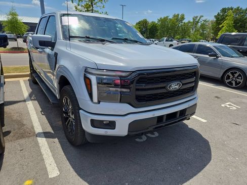Used 2025 Ford F150 Lariat w/ Equipment Group 502A High AWD/4WD image 2