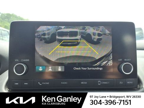 Used 2023 Honda HR-V LX image 18