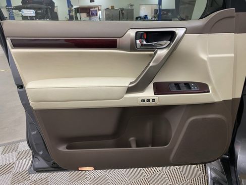 Used 2017 Lexus GX 460 460 image 20