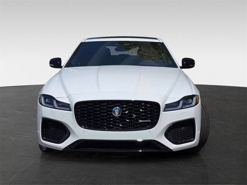 New 2024 Jaguar XF R-Dynamic SE image 2