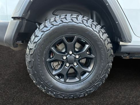 Used 2022 Jeep Wrangler Unlimited Sport image 7