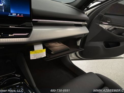 Used 2026 BMW 530i w/ M Sport Package image 36