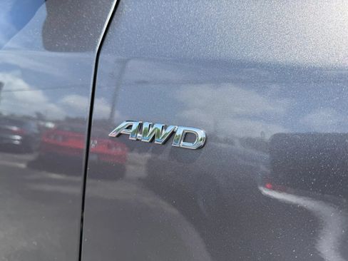 Used 2017 Toyota Sienna AWD image 9