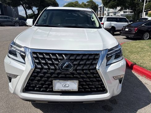 Certified 2020 Lexus GX 460 Premium w/ Premium Package AWD/4WD image 8