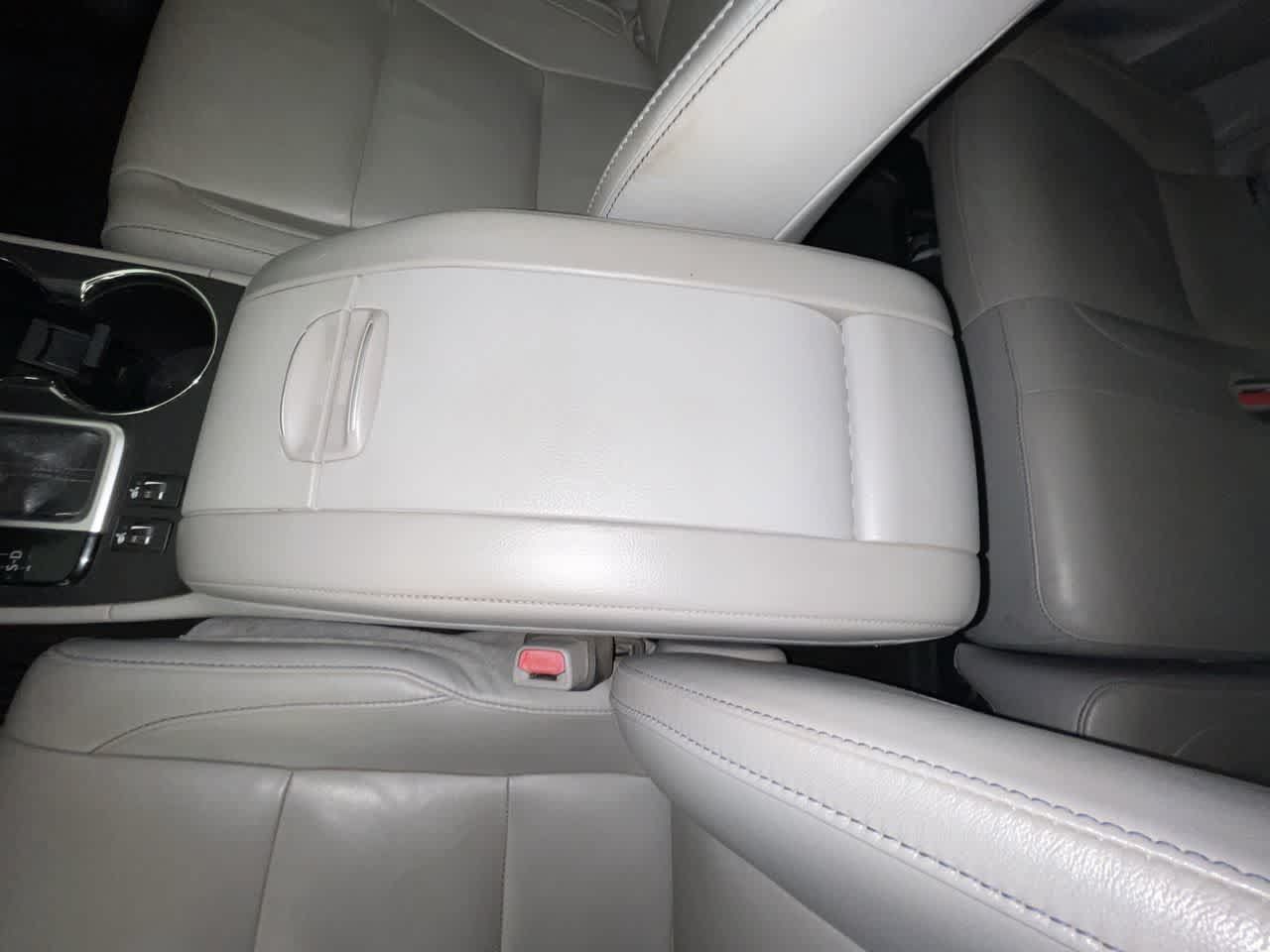 Used 2018 Toyota Highlander XLE AWD/4WD image 21