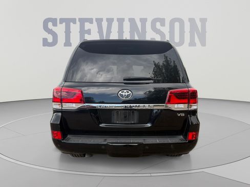Used 2019 Toyota Land Cruiser AWD/4WD image 4
