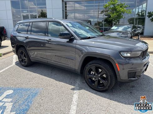 Used 2021 Jeep Grand Cherokee L Laredo AWD/4WD image 32