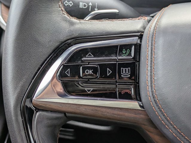 Certified 2025 Jeep Grand Cherokee Summit w/ Obsidian Package AWD/4WD image 27