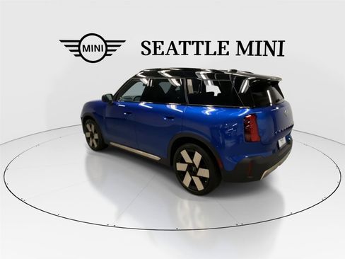 Certified 2025 MINI Cooper Countryman S image 8