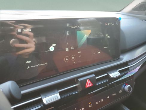 New 2026 Kia Sportage SX FWD image 17