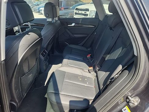 Used 2018 Audi Q5 2.0T Premium Plus image 11