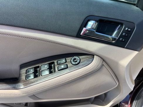 Used 2011 Kia Optima EX w/ Premium Pkg FWD image 12