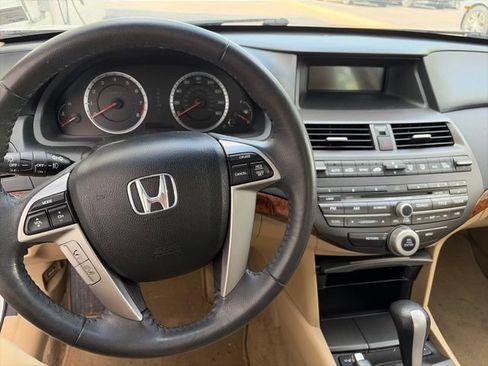 Used 2012 Honda Accord EX-L image 4
