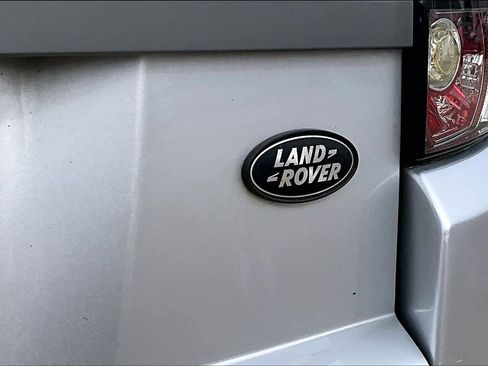 Used 2012 Land Rover Range Rover Evoque Pure Premium image 10