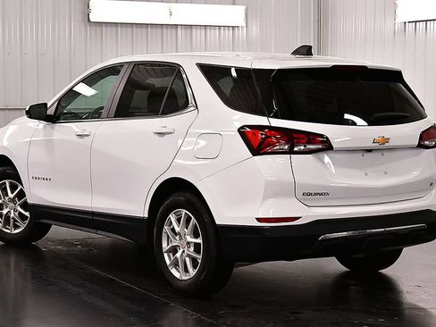 Used 2024 Chevrolet Equinox LT FWD image 5