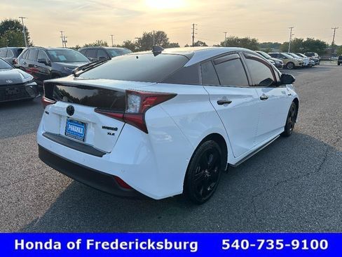 Used 2022 Toyota Prius FWD image 5