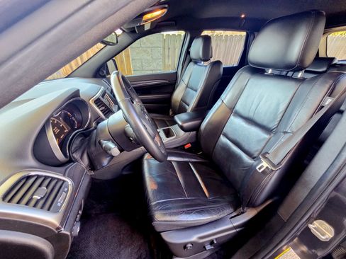 Used 2018 Jeep Grand Cherokee Limited image 27