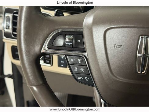 Used 2024 Lincoln Navigator L Reserve image 27