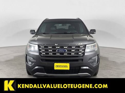 Used 2016 Ford Explorer XLT w/ Equipment Group 202A image 8
