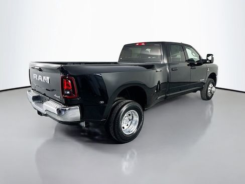 New 2026 RAM 3500 Big Horn AWD/4WD image 7
