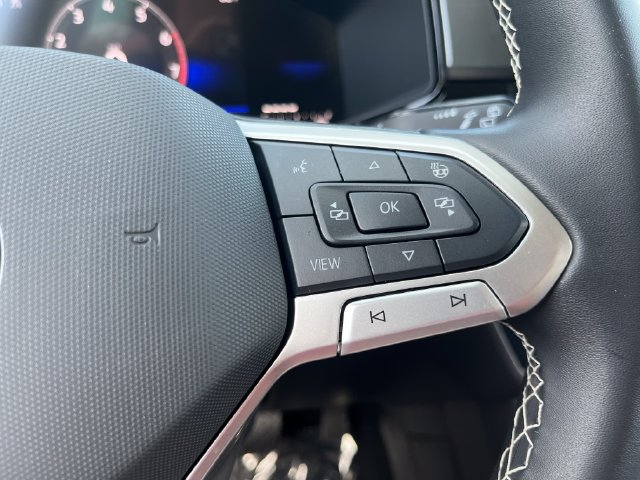 Certified 2025 Volkswagen Taos S AWD/4WD image 22